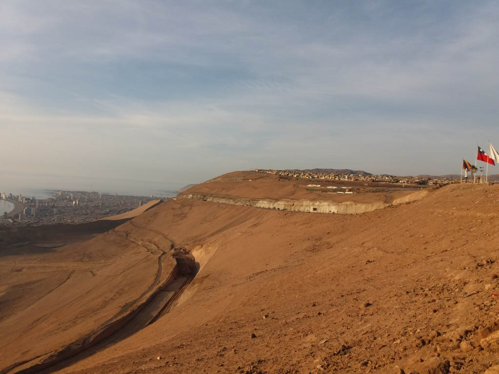 vista panorámica excavación sector 2500 ferronor mitad de obra Accesos Iquique