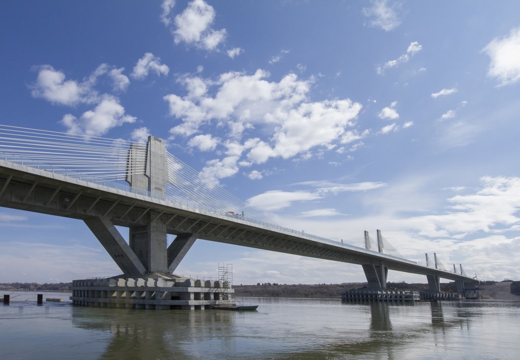 Puente desde el lado bulgaro