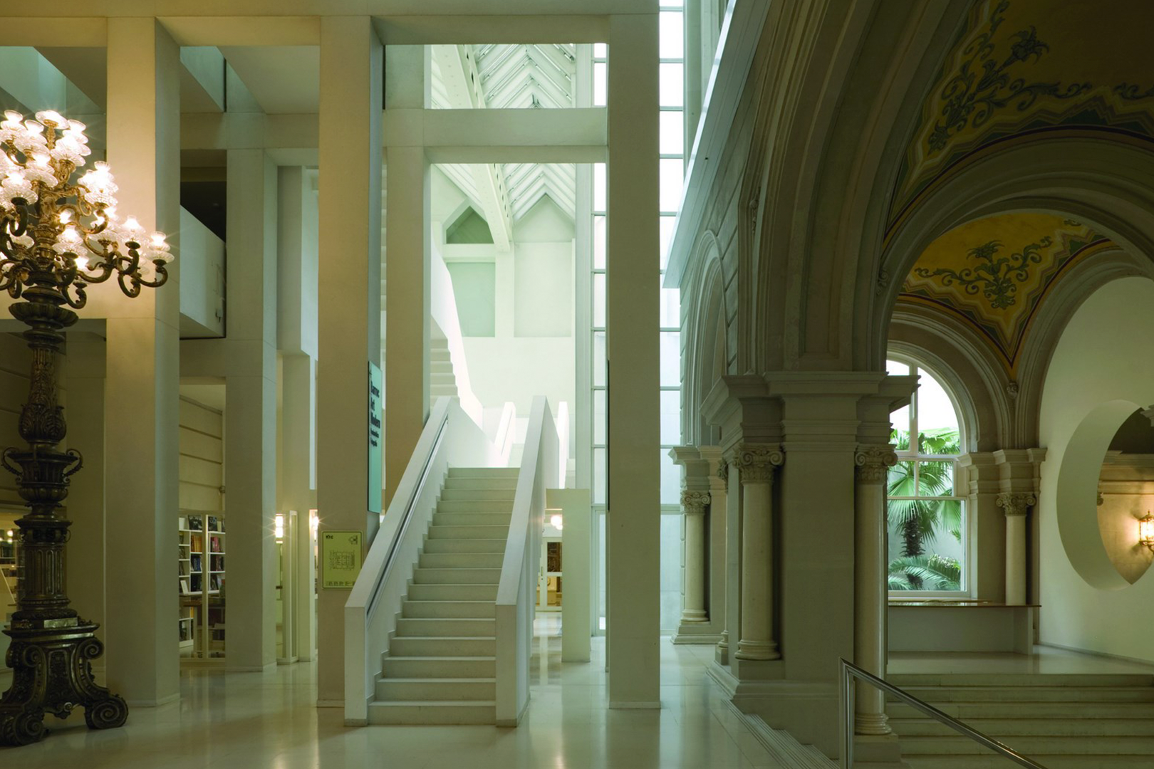 National Palau Lobby