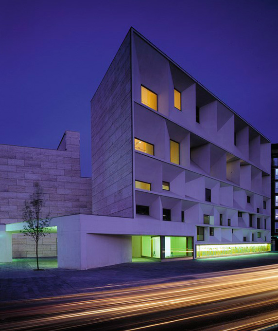 
			Auditorio de León
			
		