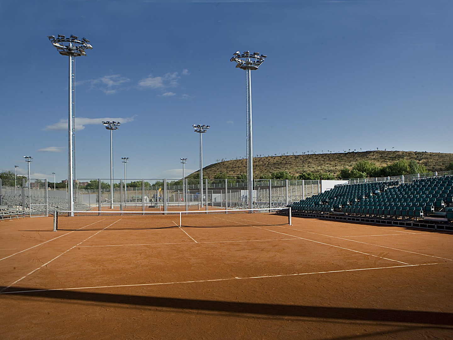Pista tenis Garden