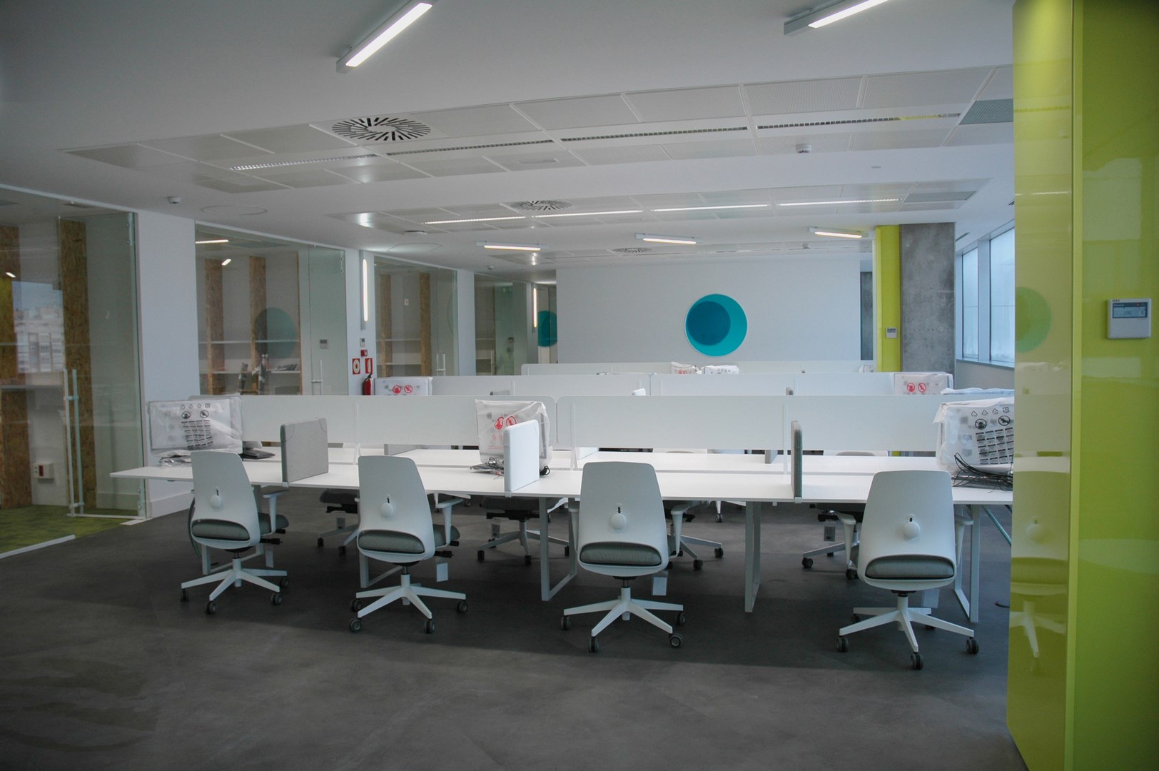 Oficinas, mobiliario y Open Space