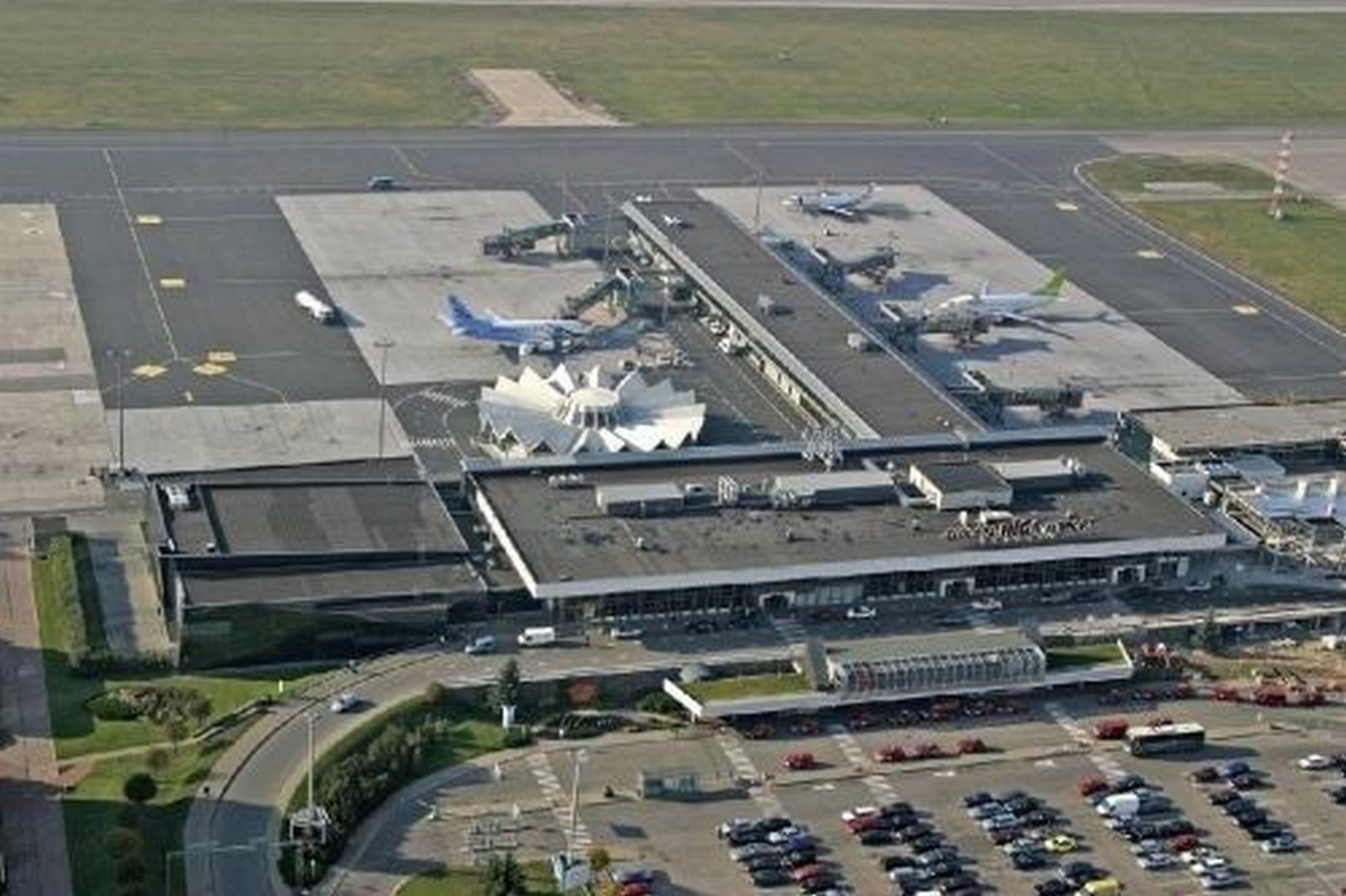 Vista aérea del aeropuerto de Riga