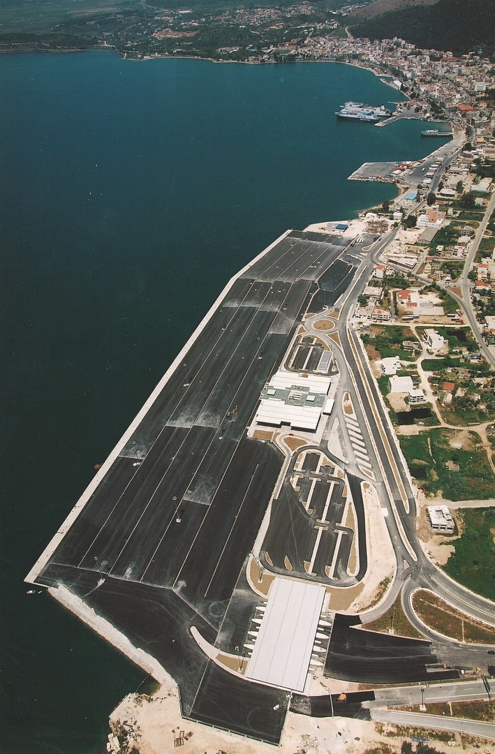 
			Nuevo Puerto de Igoumenitsa
			
		