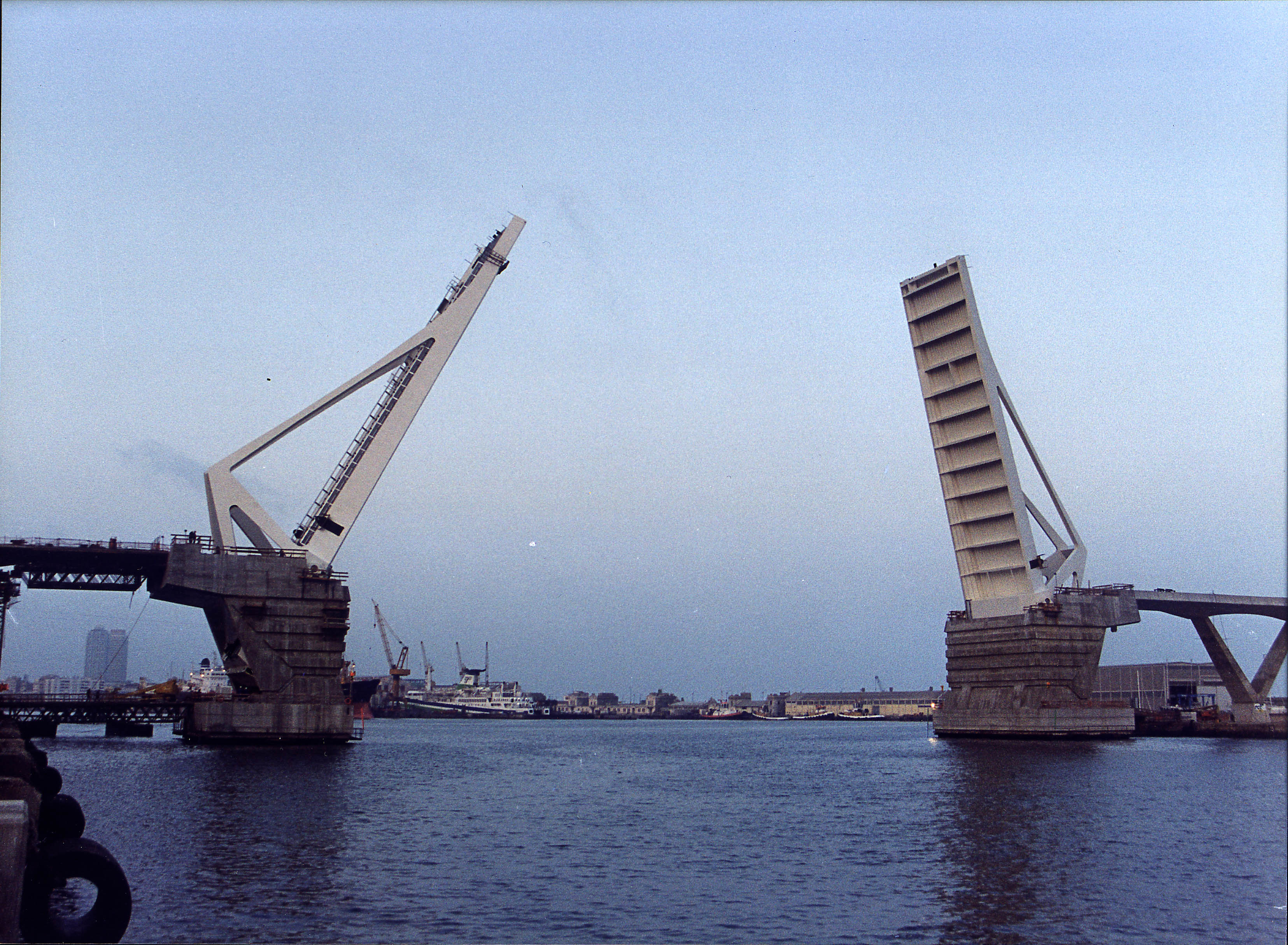 Puente basculante de Barcelona
