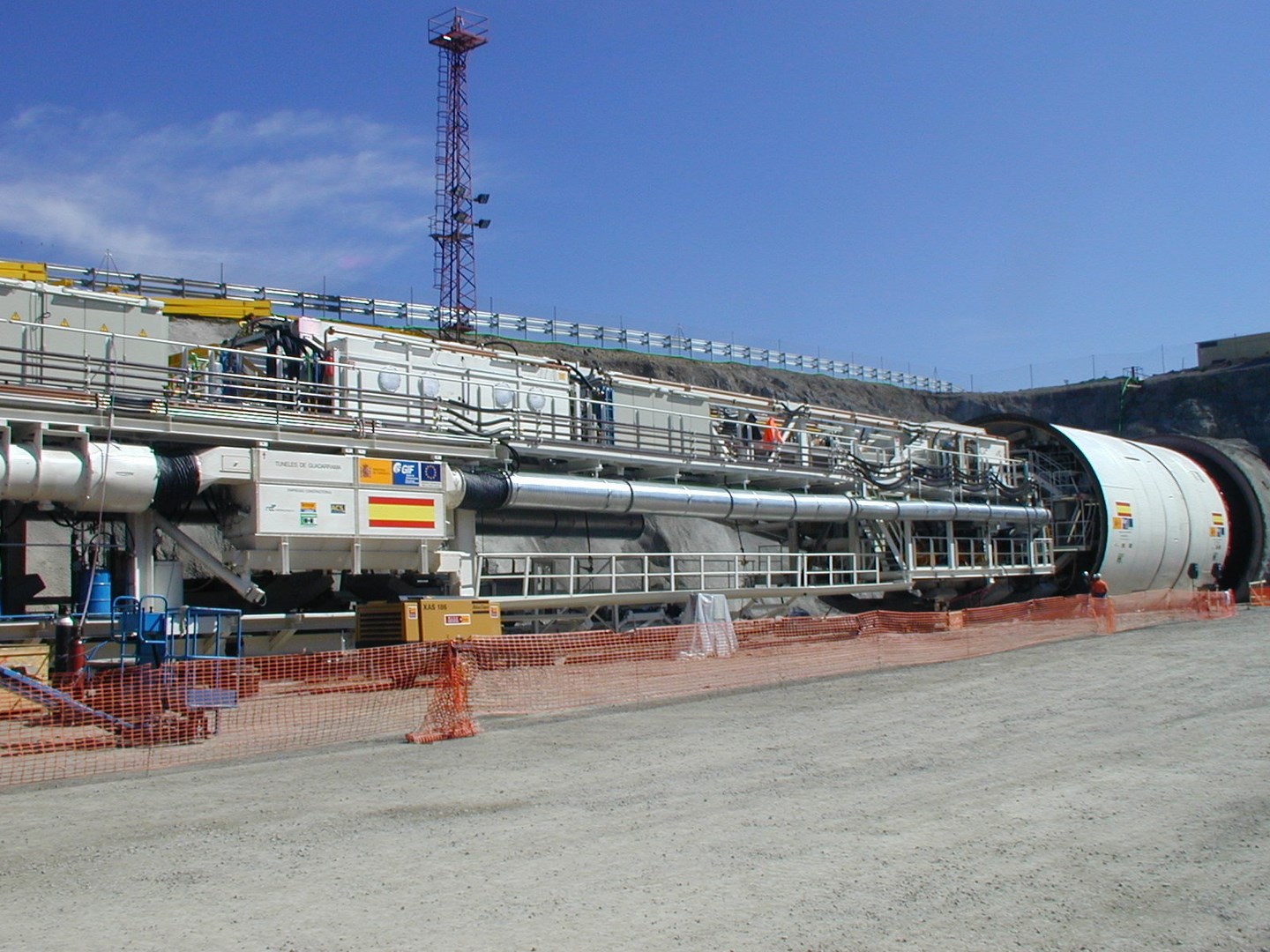 Foto terrestre de la tuneladora