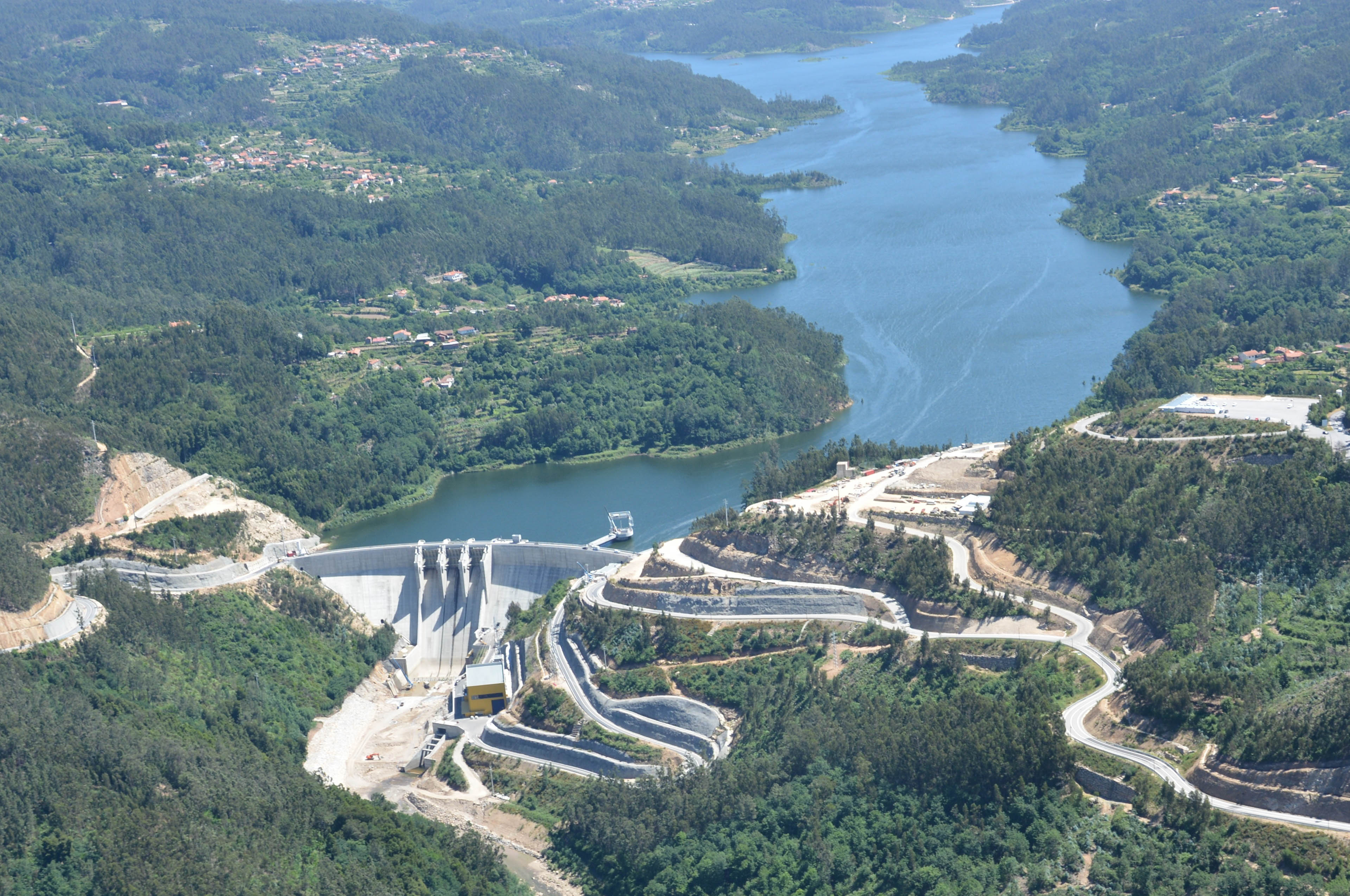 Construcción presa Riberadio