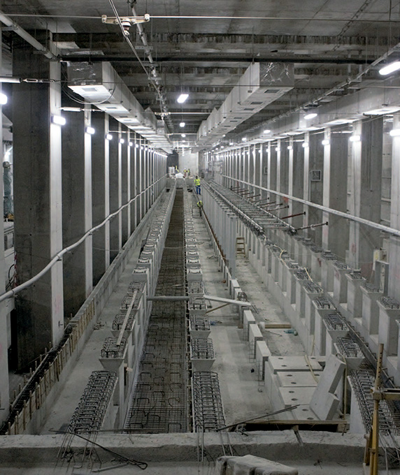 
			Línea 5 del Metro de Bucarest
			
		