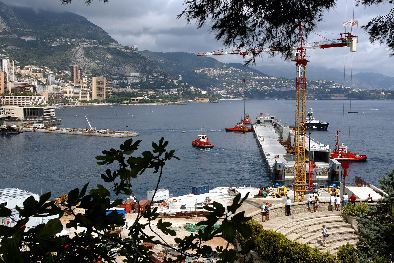 Monaco floating dock