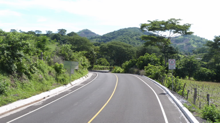 Diseño y Construcción de la Carretera Longitudinal del Norte, Tramo 5: Nuevo Edén de San Juan - Desvío a Carolina