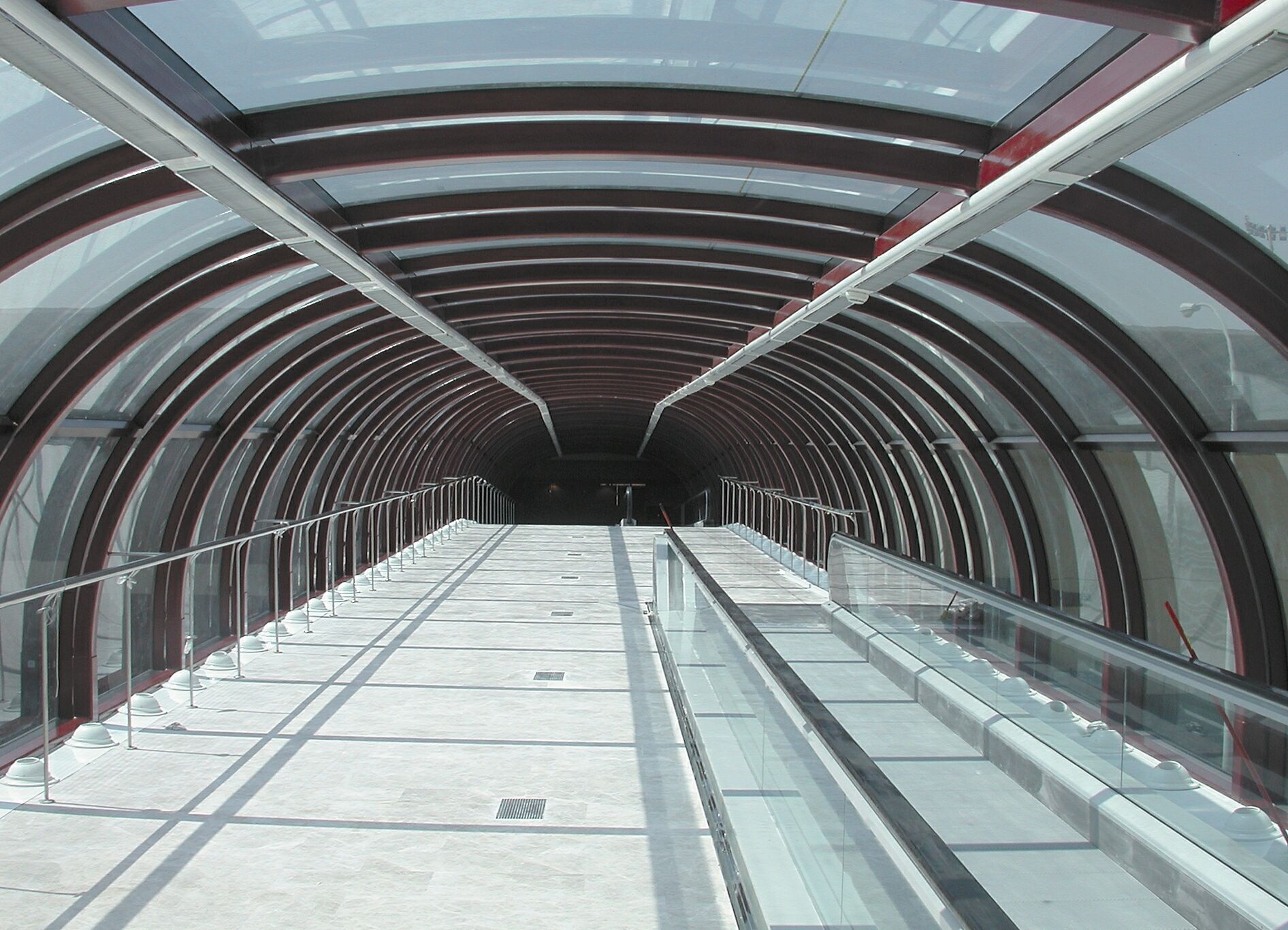vista interior pasarela aeropuerto Palma Mallorca