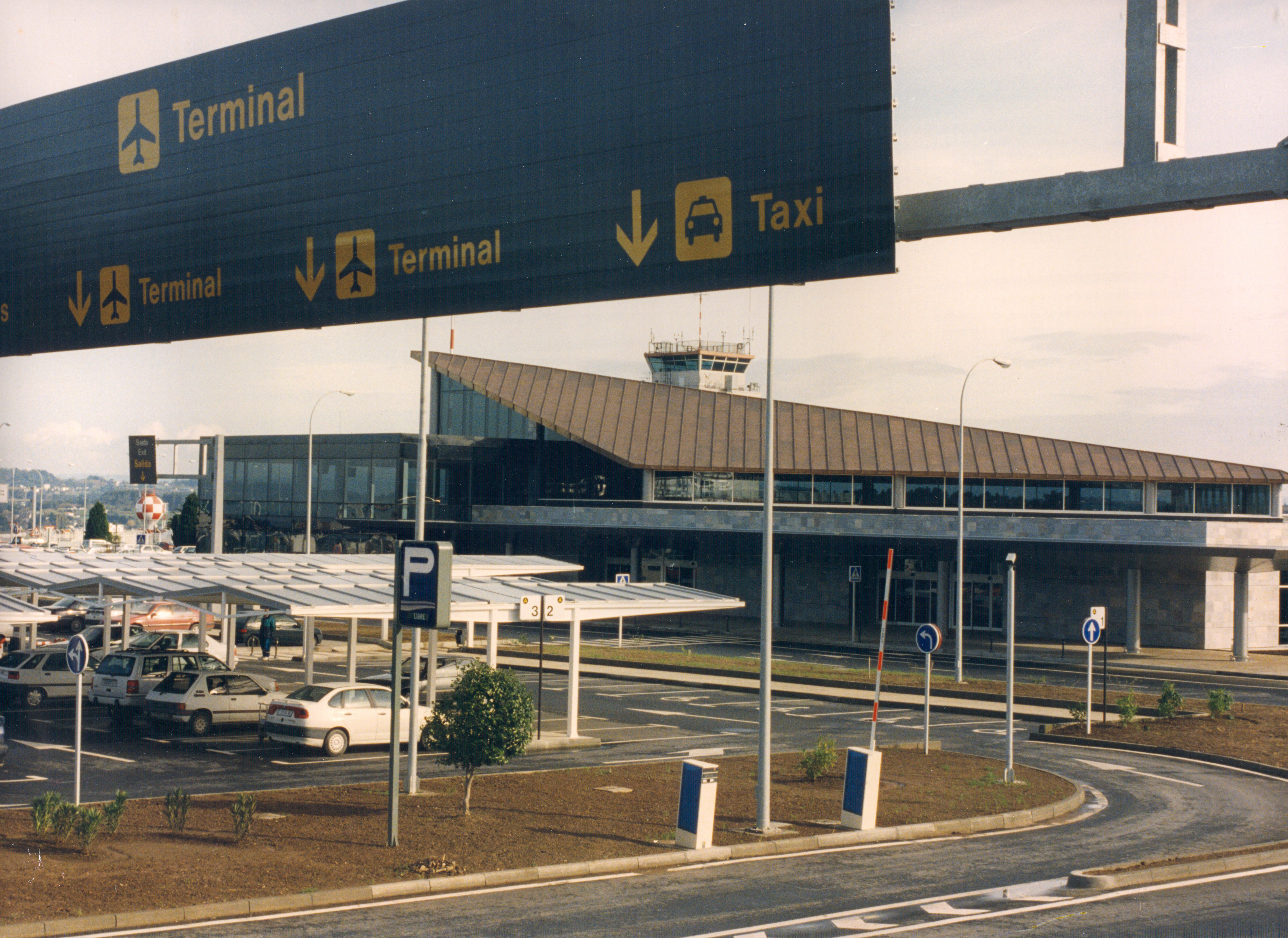 terminales aeropuerto la Coruña