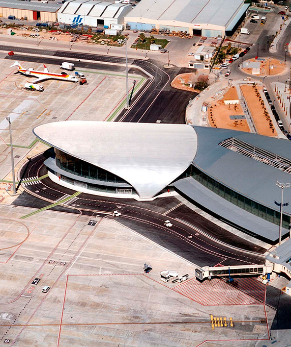 
			
			Valencia Airport
		