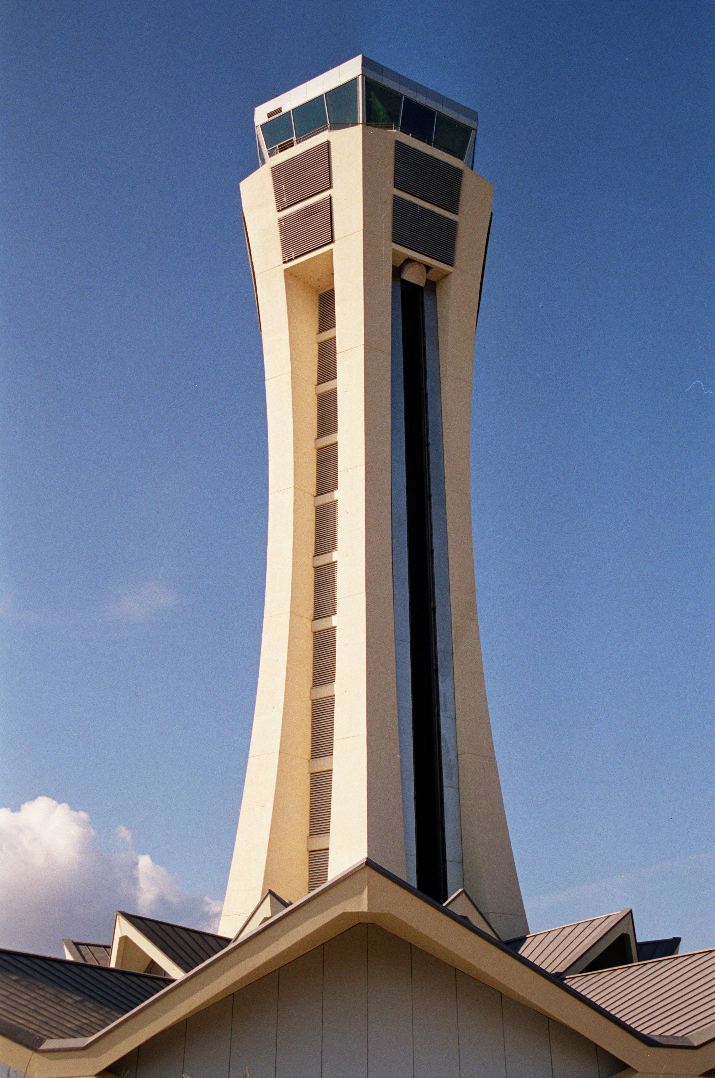 torre control aeropuerto Málaga