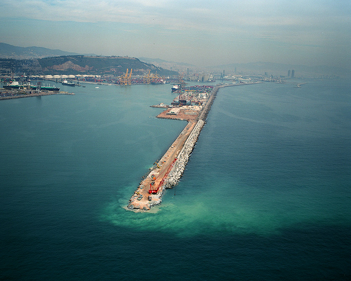vista aerea Dique Este puerto Barcelona