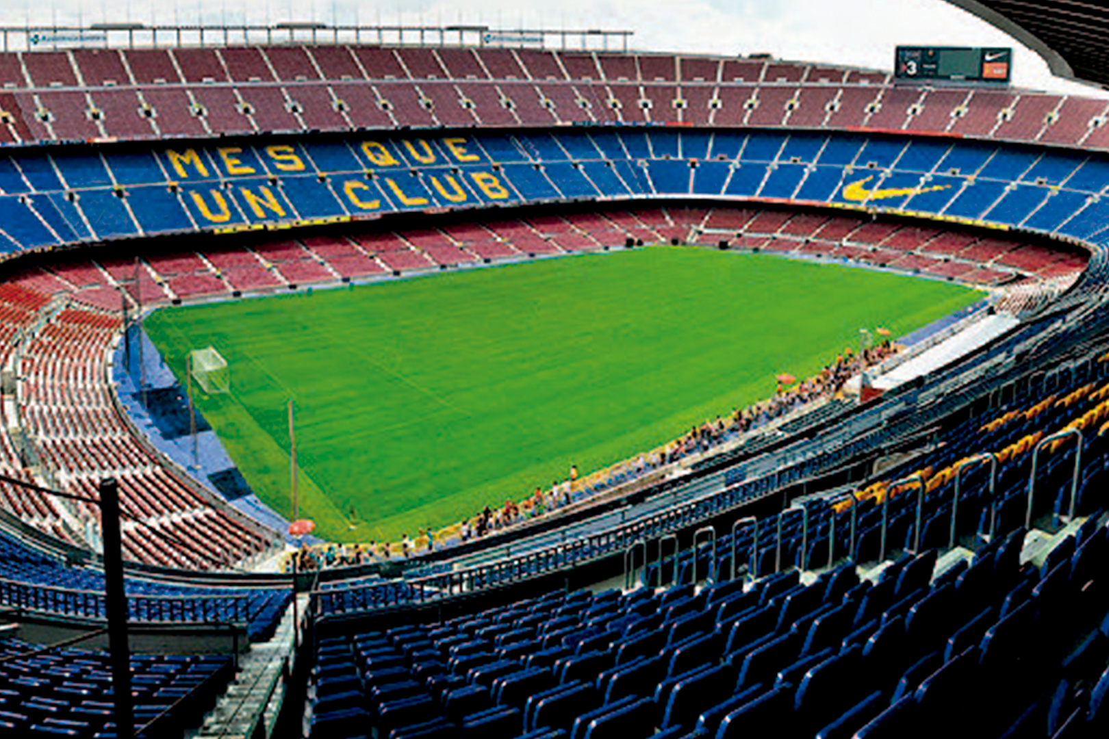 Вместимость камп. Стадион Камп ноу в Барселоне. Барселона футбольный стадион Камп ноу. Стадион Camp nou. Стадион Camp nou FC Barcelona.