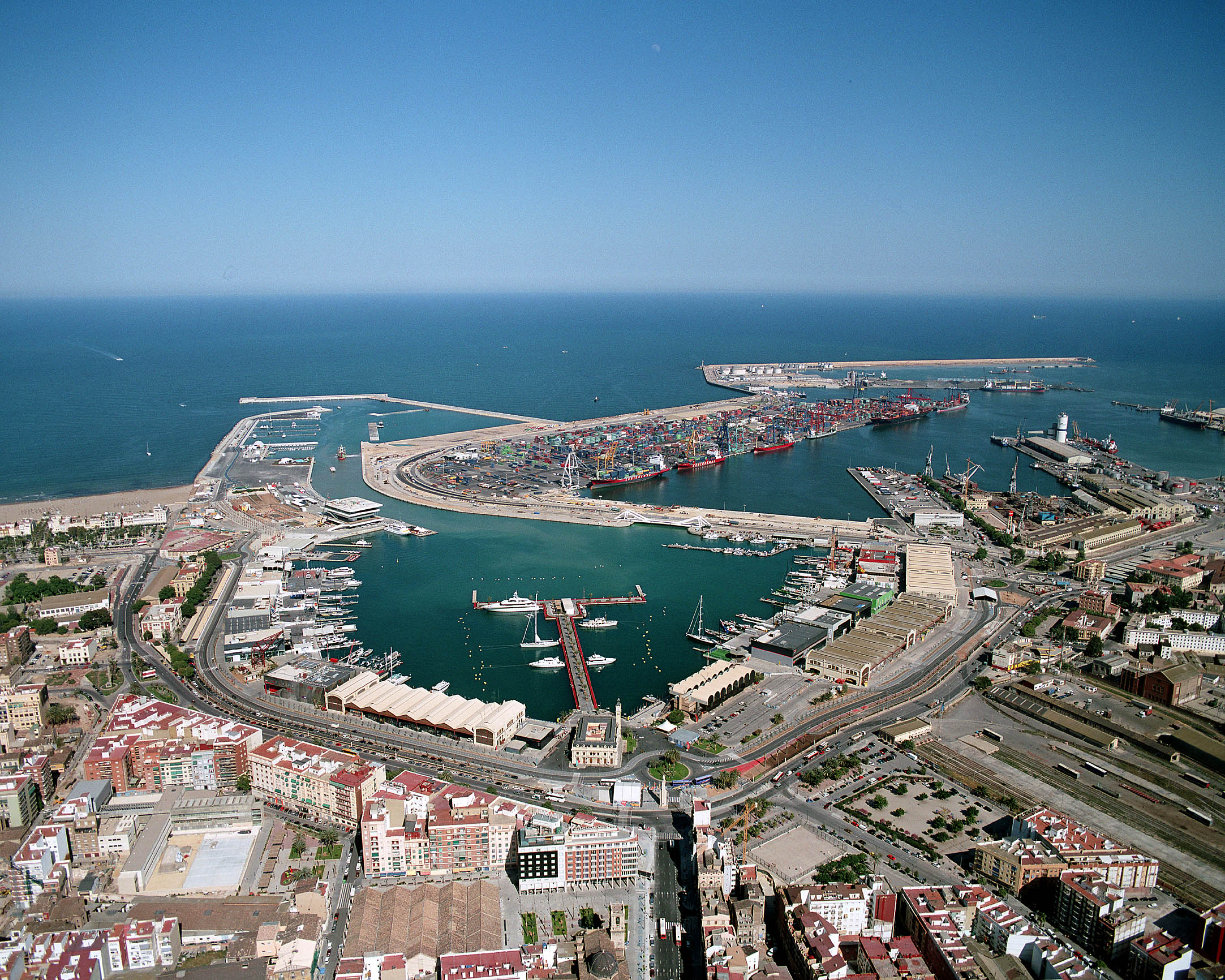 Vista aérea Canal de Comunicación Puerto de Valencia