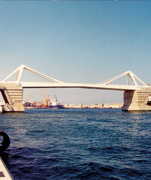 
			Puente basculante de Barcelona
			
		