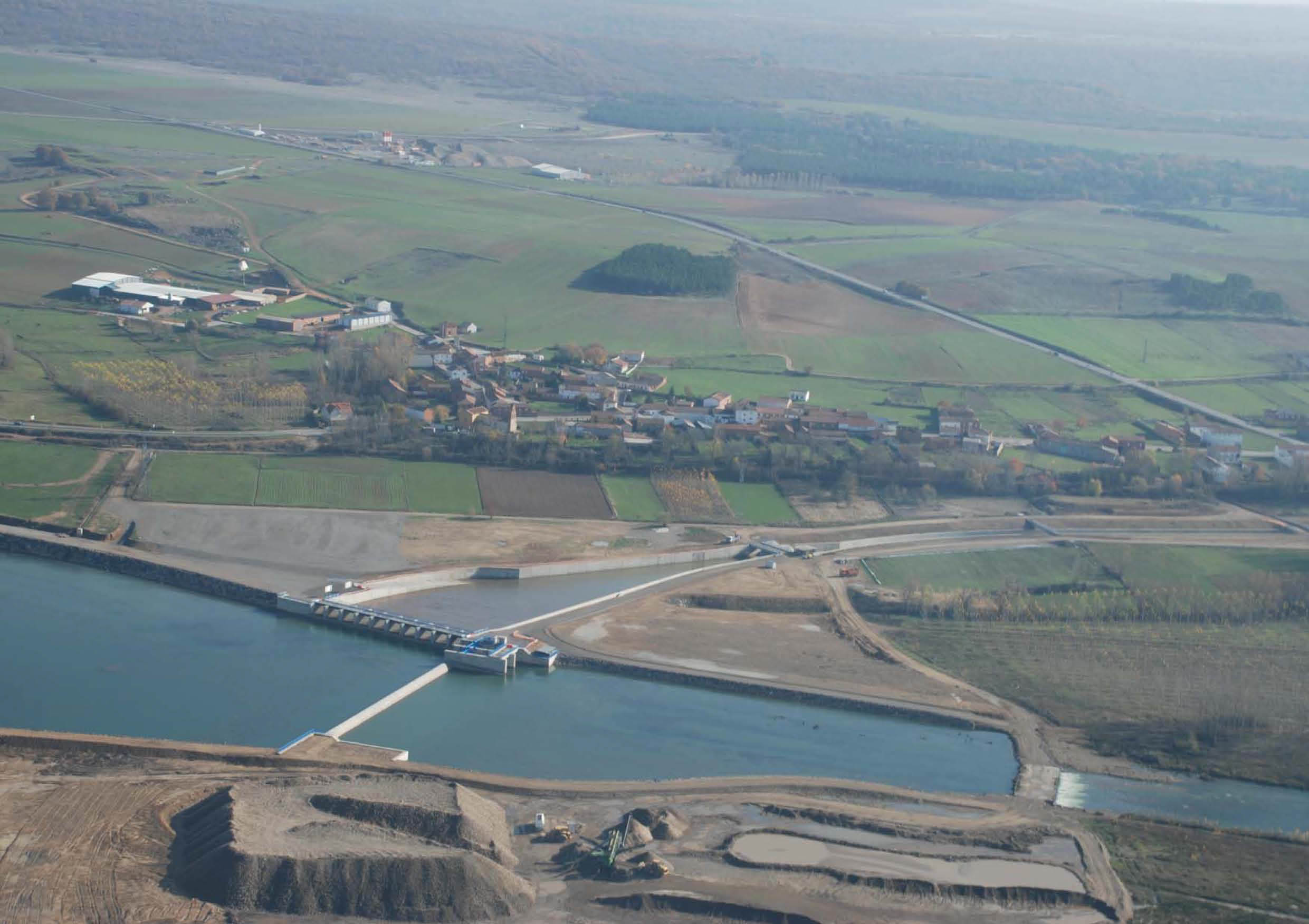 vista aérea azud del Ebro