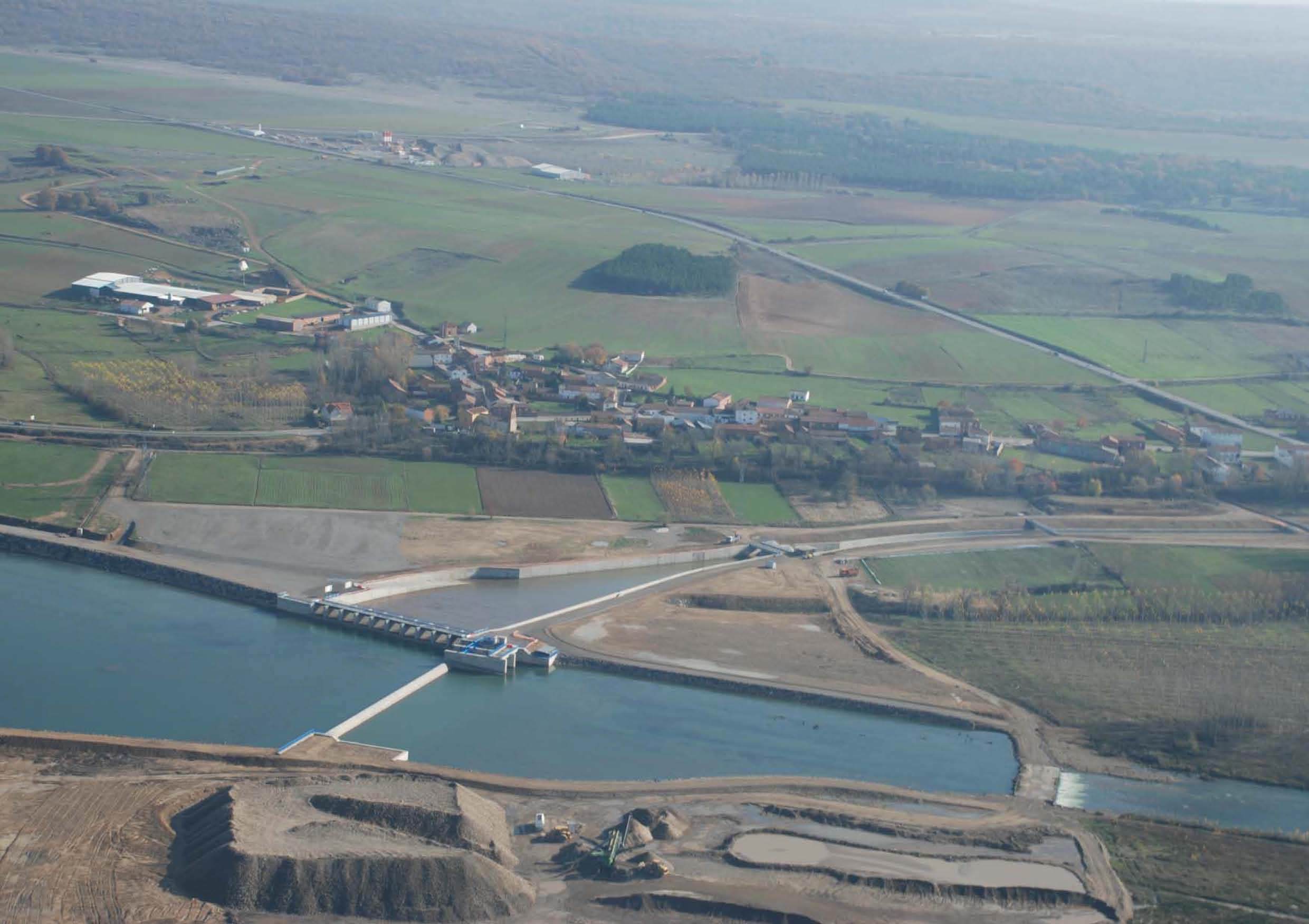 aerial view of the Ebro weir