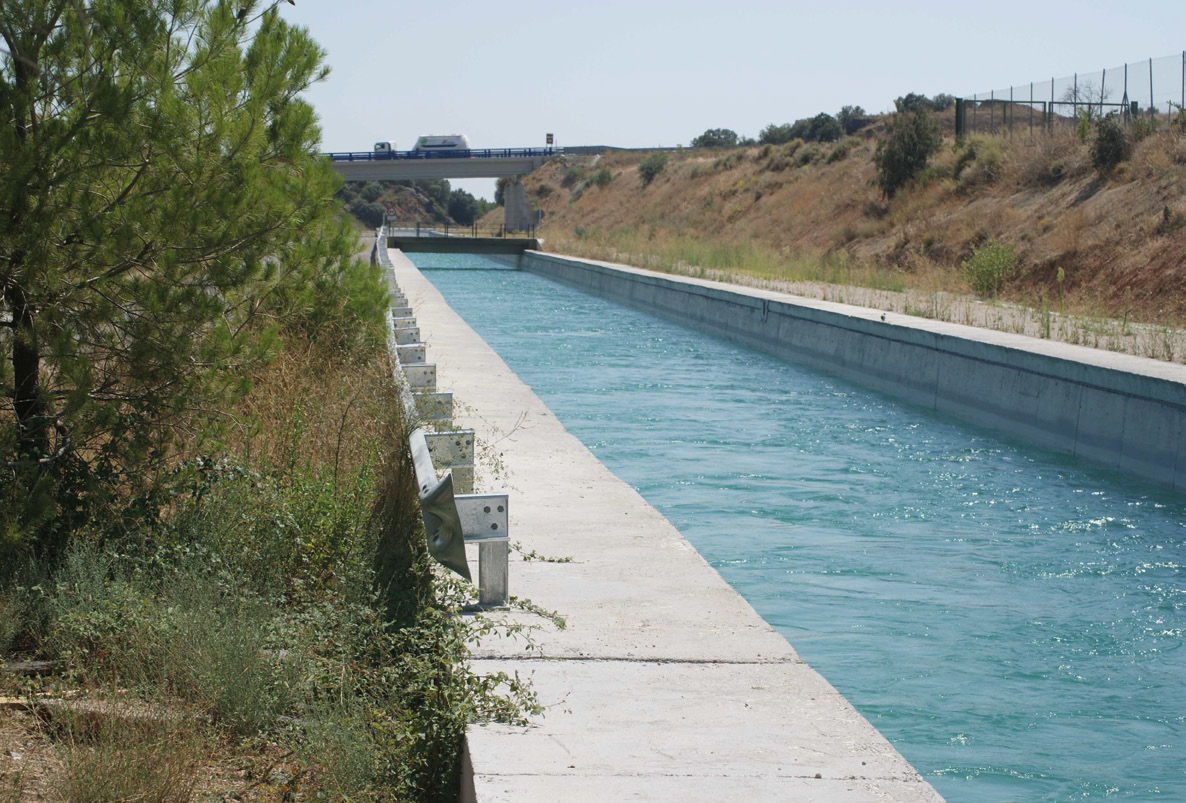 Irrigation Section III of the Canal on the left bank of the Najerilla