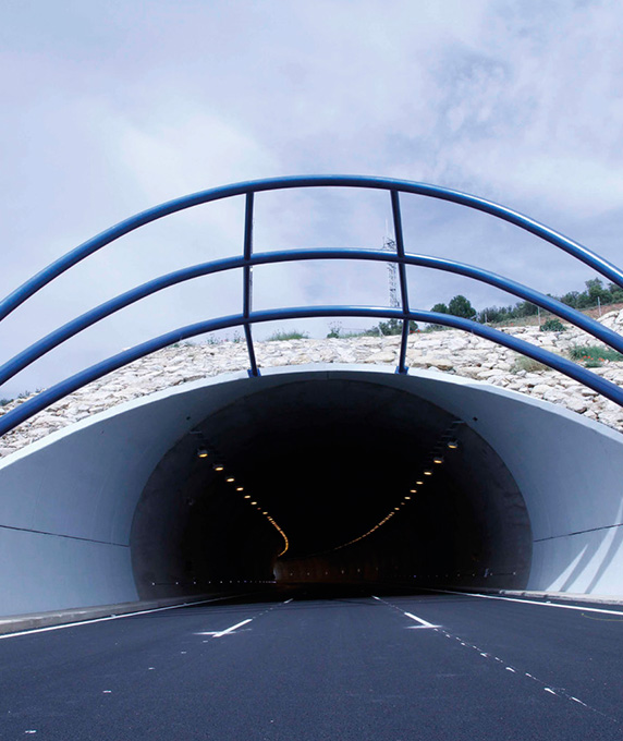 
			
			Despeñaperros Tunnel
		