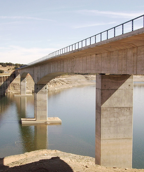 
			
			Ricobayo Reservoir Viaduct
		