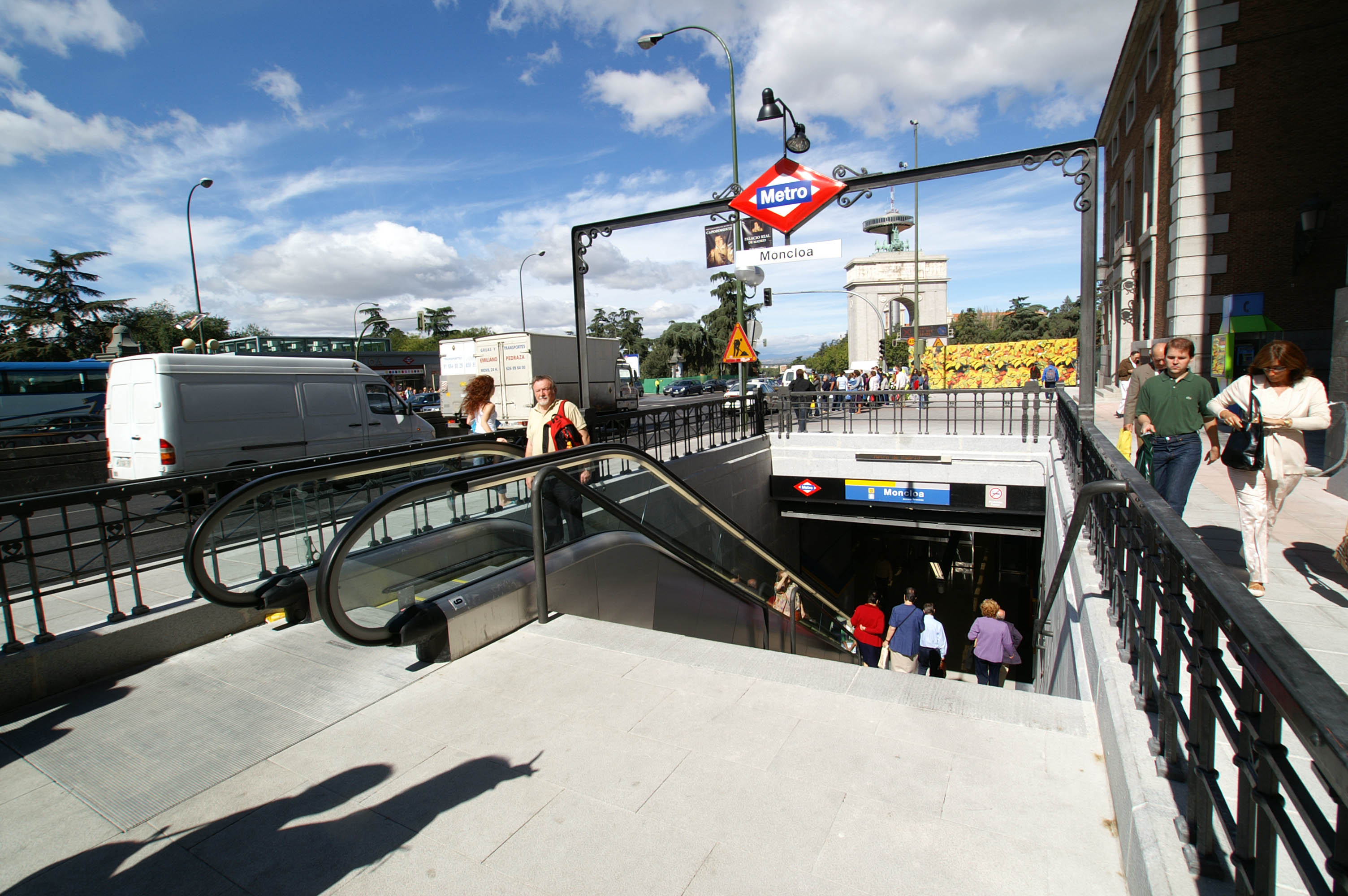 Salida exterior Estación Intercambiador Moncloa