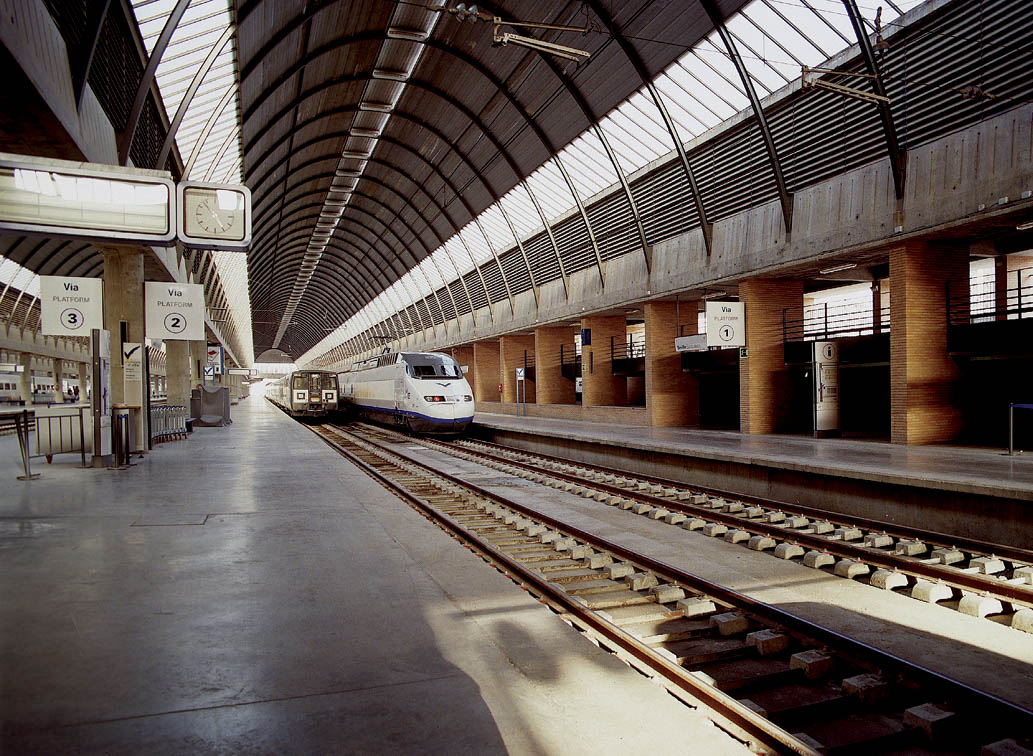 Interior Estación de Alta Velocidad Santa Justa