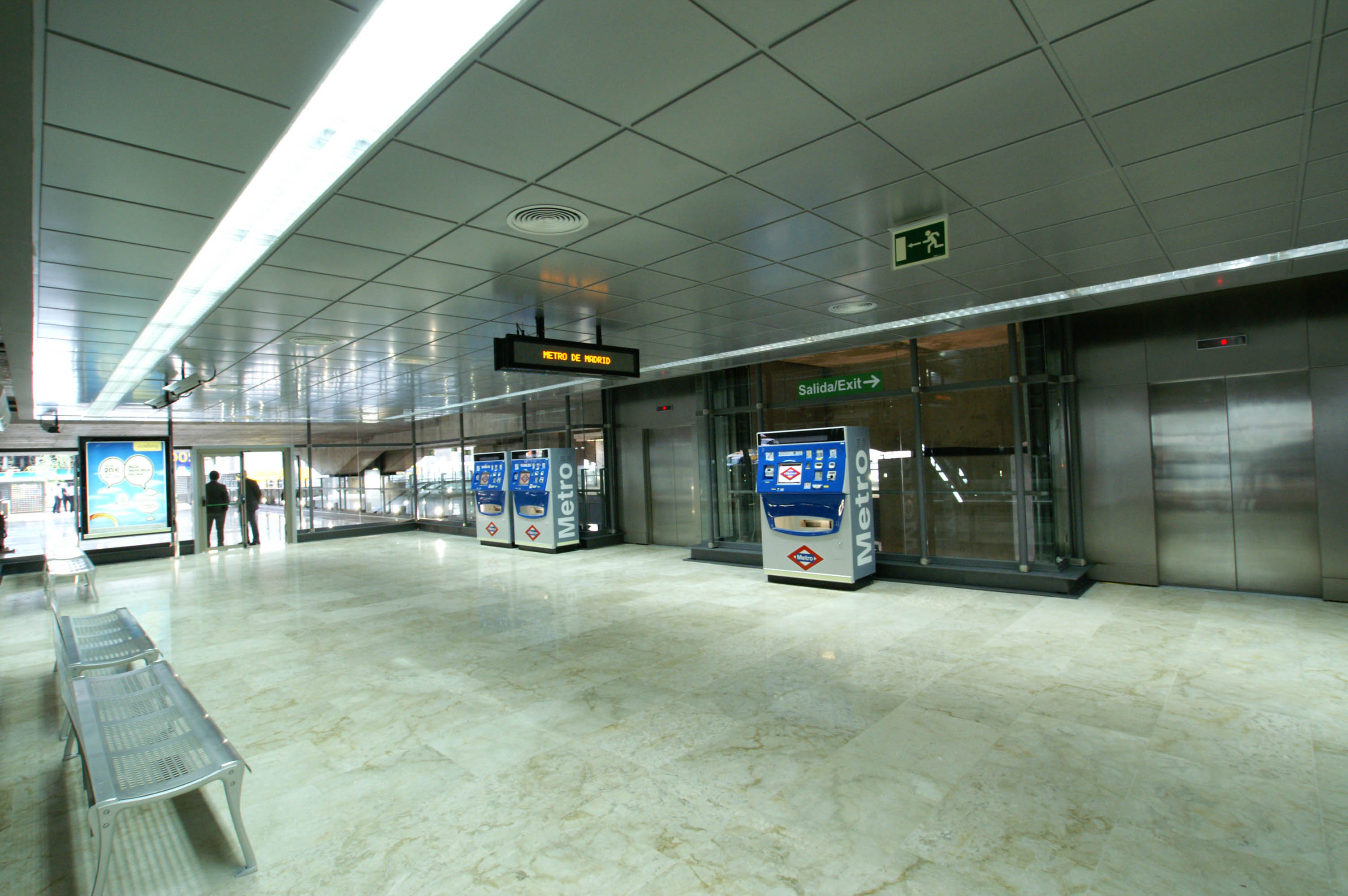 Inside Barajas Metro Line 8-Terminal 4