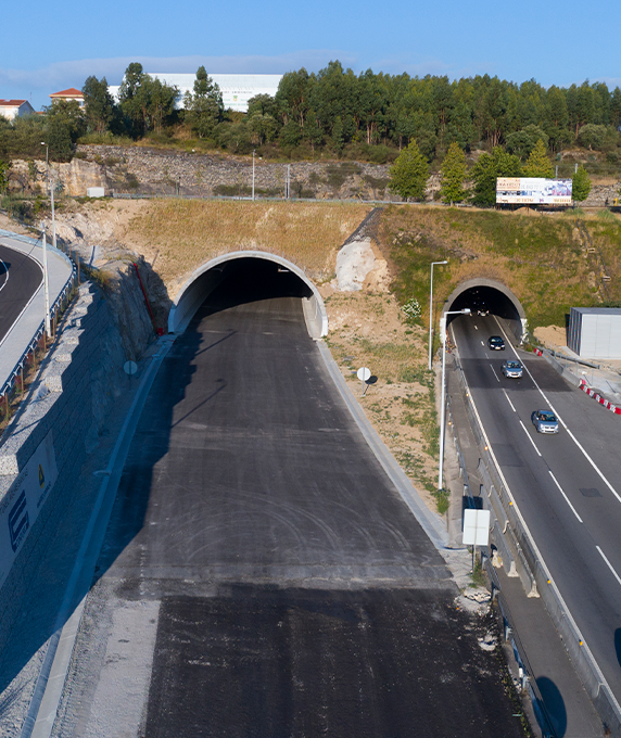 
			vista aérea entrada Túnel Aguas Santas
			
		