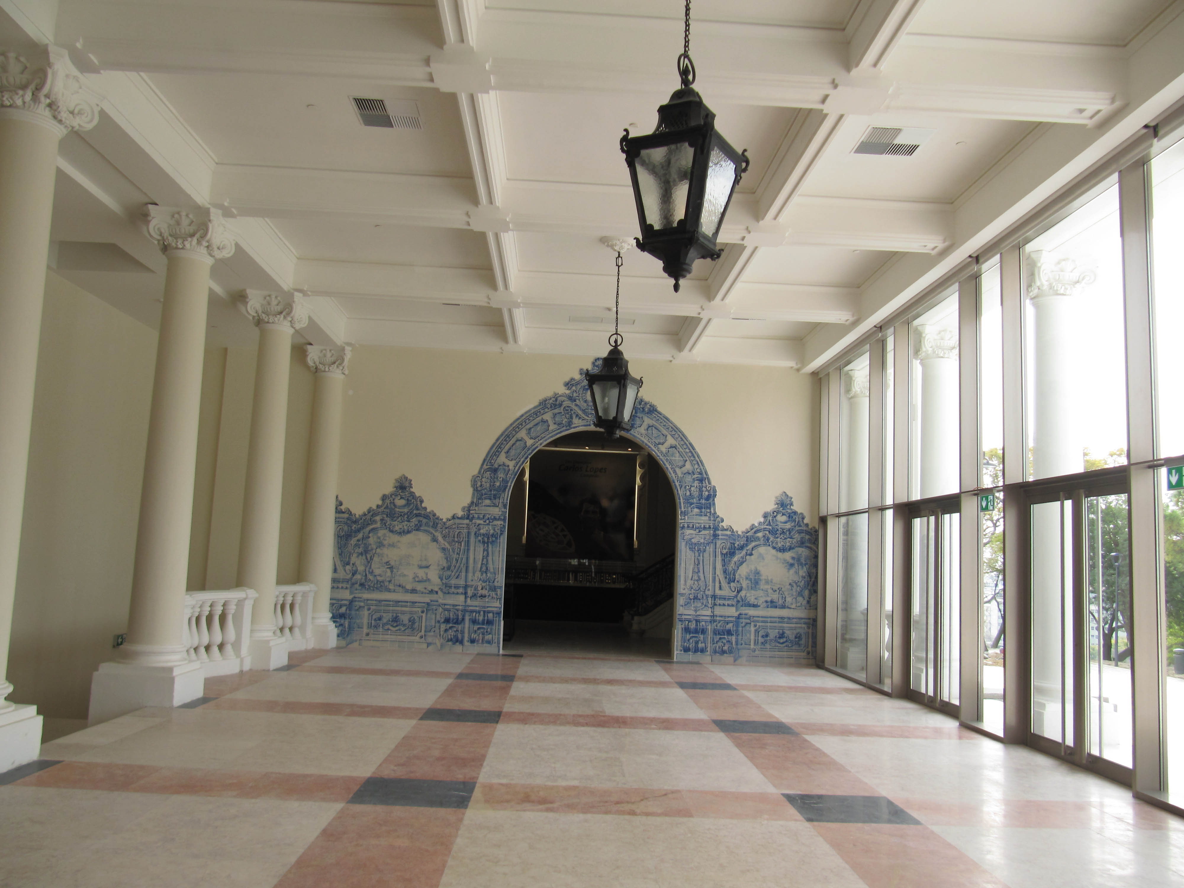 Inside Carlos Lopes