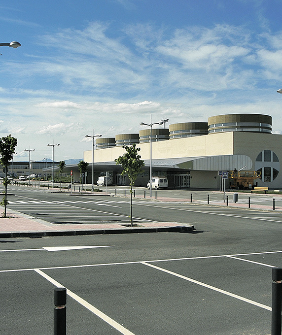 
			
			Logroño Airport, La Rioja
		